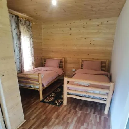 Guesthause Artani, Affittacamere Valbona